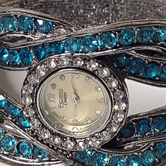 Analog Figaro Watch With Blue Plastic Stones - Picture 3 of 11